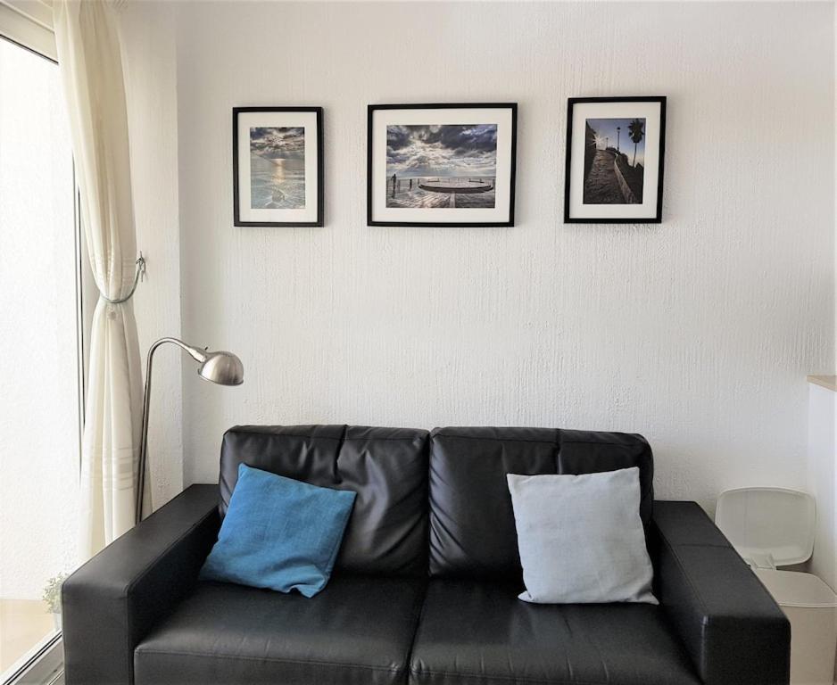 Edificio Verdemar - Stunning 1 Bed Apartment With Pool & Sea Views Нерха Экстерьер фото