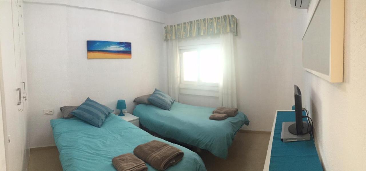 Edificio Verdemar - Stunning 1 Bed Apartment With Pool & Sea Views Нерха Экстерьер фото
